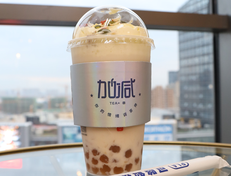 8040威尼斯茶饮：奶茶加盟店提升业绩的方式有哪些